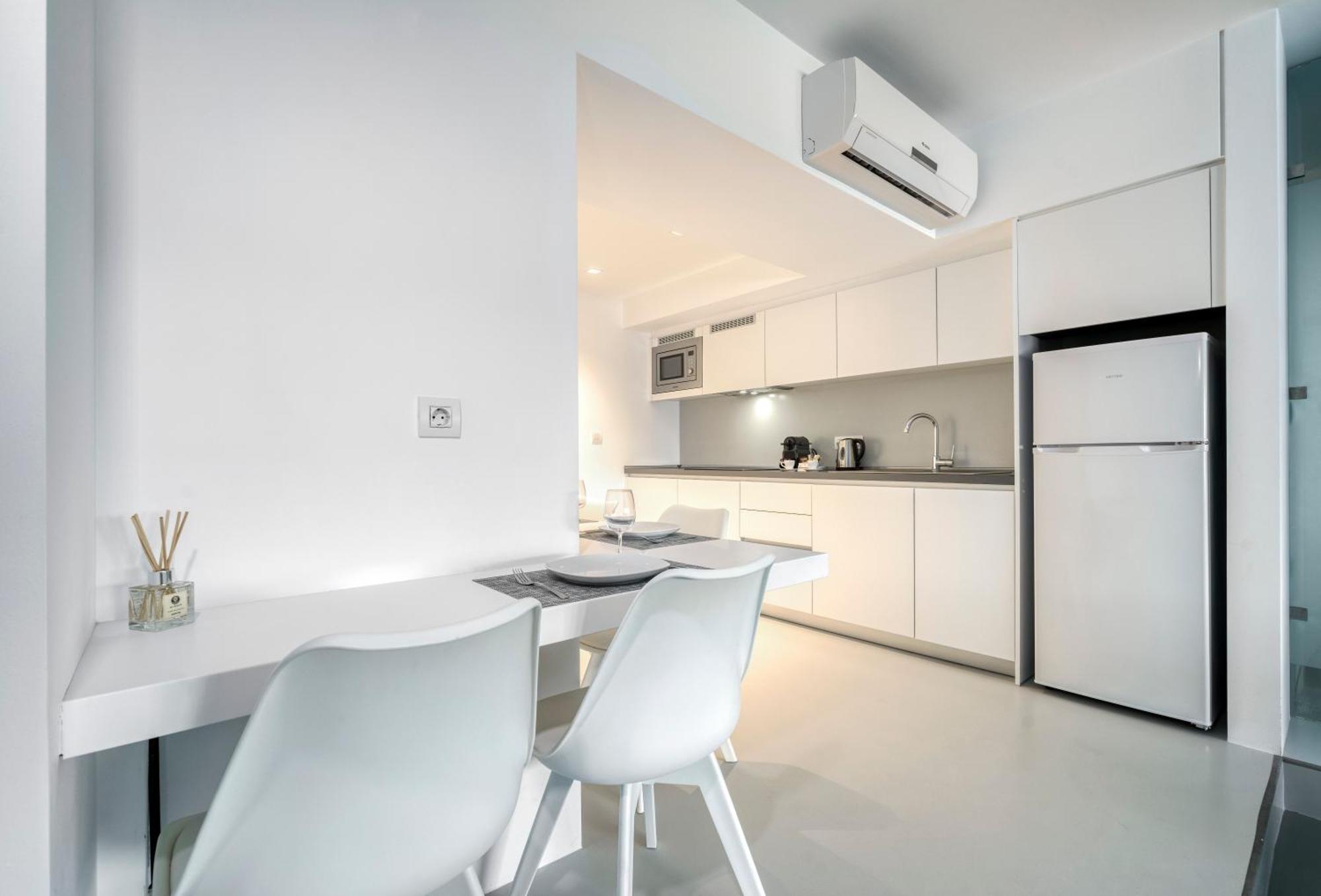 Athens Color Cube Apartment Room photo